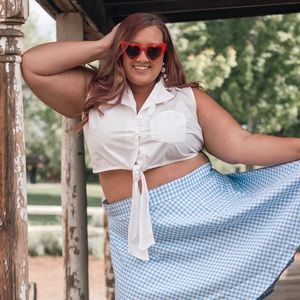 Unique Vintage White Collared Crop Top